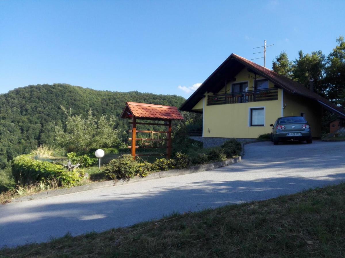 Вилла Getaway "At The Three Lights" Sevnica Экстерьер фото